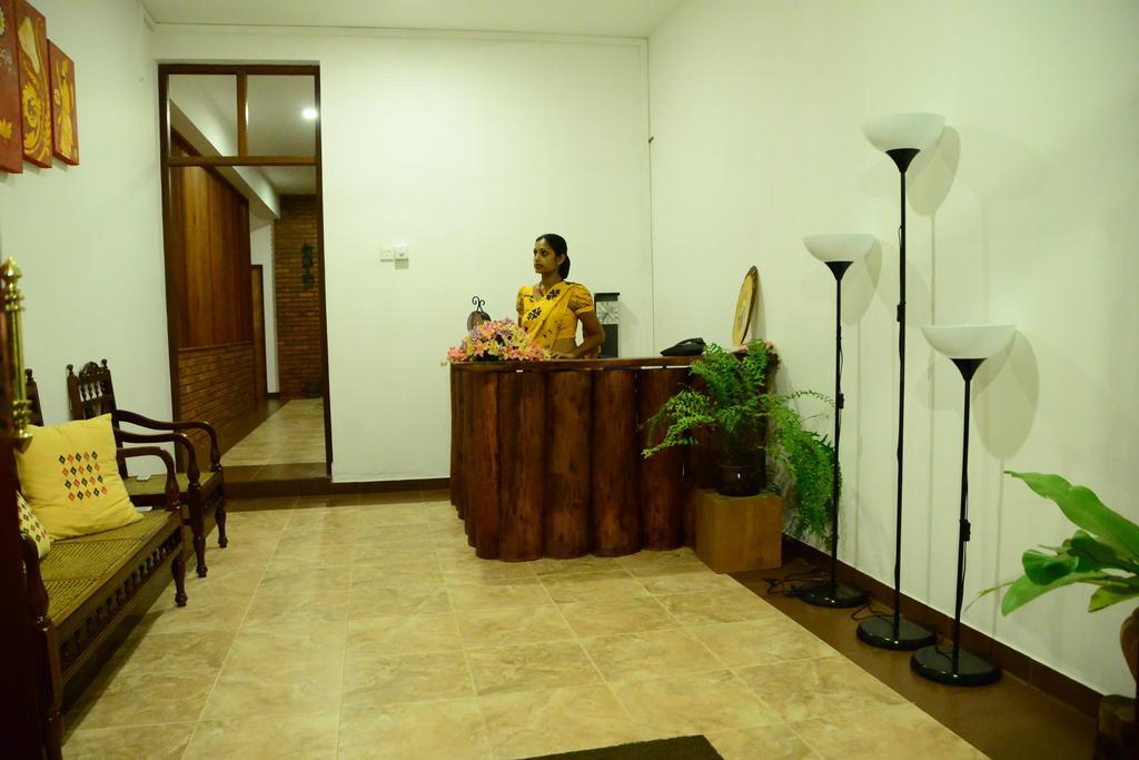 Veraima Kandy Exterior photo